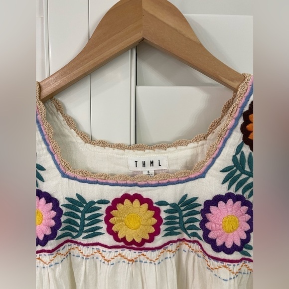 THML Embroidered Blouse - Picture 4 of 9
